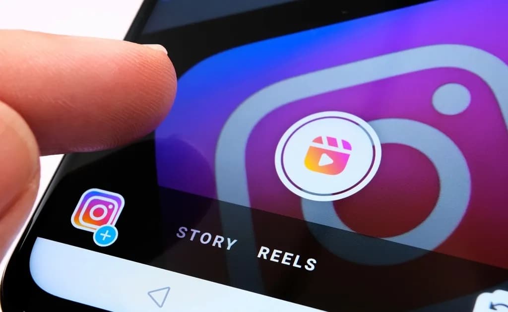 Instagram Reels screen on a smartphone for a guide to ChatGPT prompts for Instagram growth and content creation.